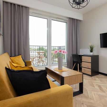 Home Factory Estate Praga Kotsisa By Noclegi Renters Warsaw Exterior photo