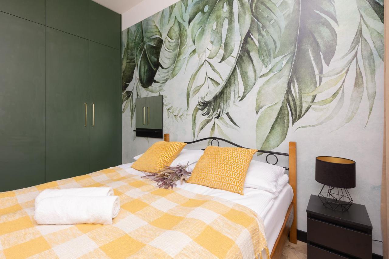 Home Factory Estate Praga Kotsisa By Noclegi Renters Warsaw Exterior photo