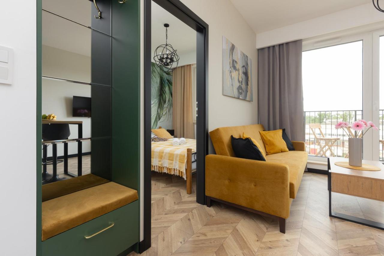 Home Factory Estate Praga Kotsisa By Noclegi Renters Warsaw Exterior photo