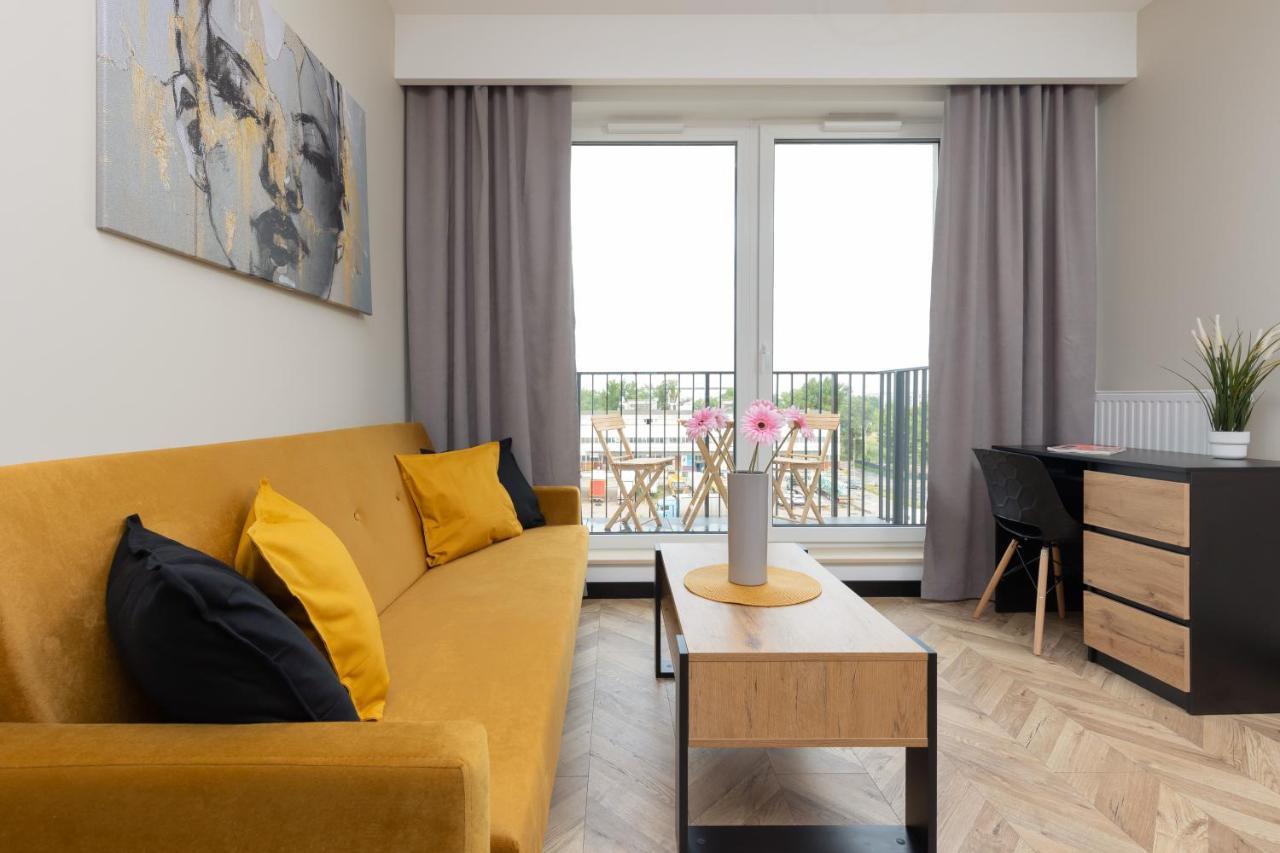 Home Factory Estate Praga Kotsisa By Noclegi Renters Warsaw Exterior photo